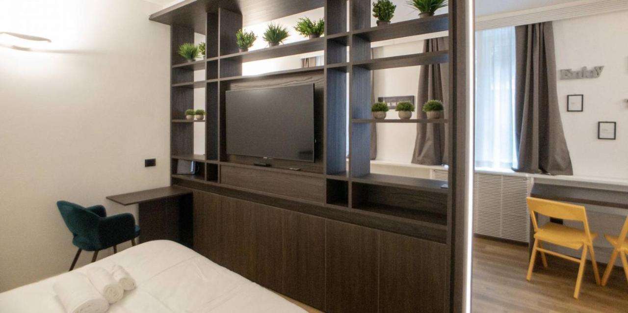 Madonnina Apartment Мілан Екстер'єр фото
